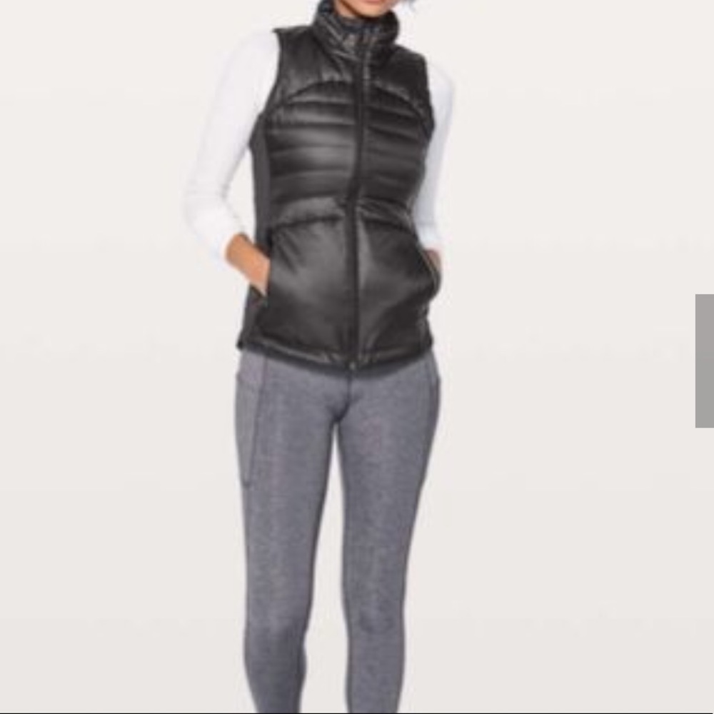 Lululemon Sz 4 Black down for a run 2 vest